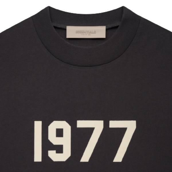 Essentials-1977-Black-T-Shirt-3 Camiseta Essentials Logo Negra